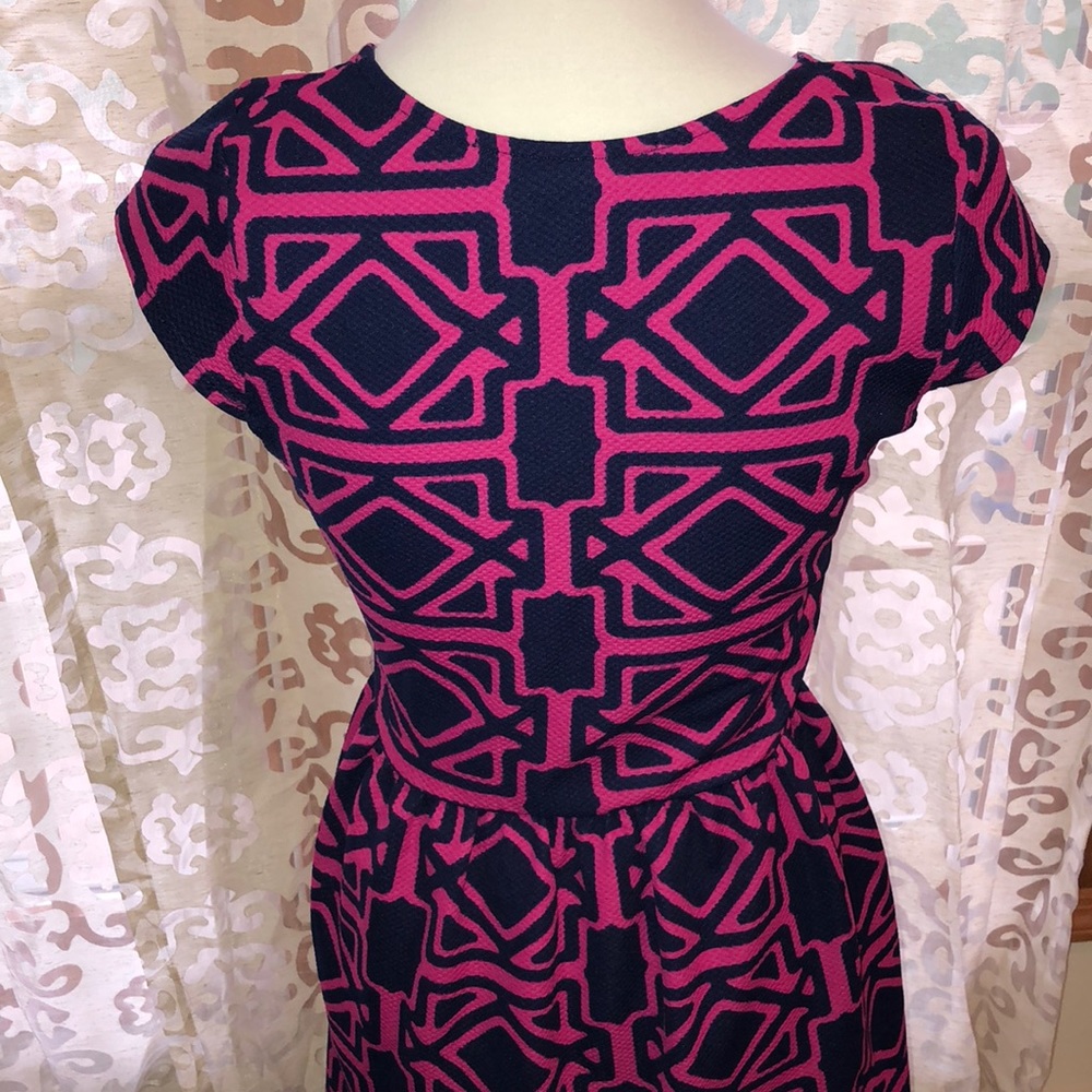 Dress - Picture 4 of 4